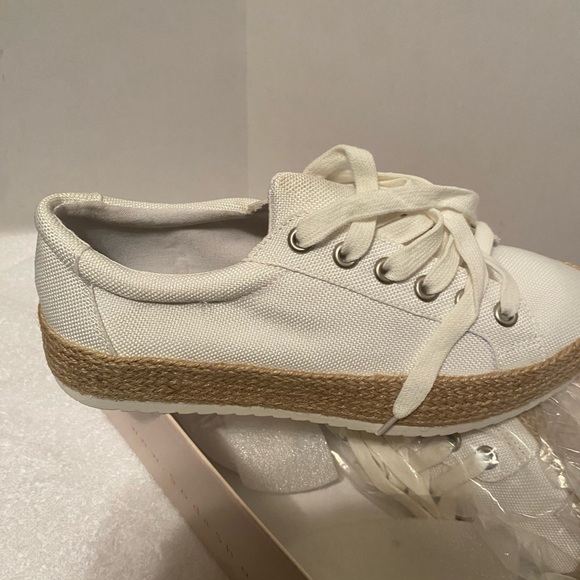 Soda White Espadrille Shoes with Canvas Design - Picture 1 of 5
